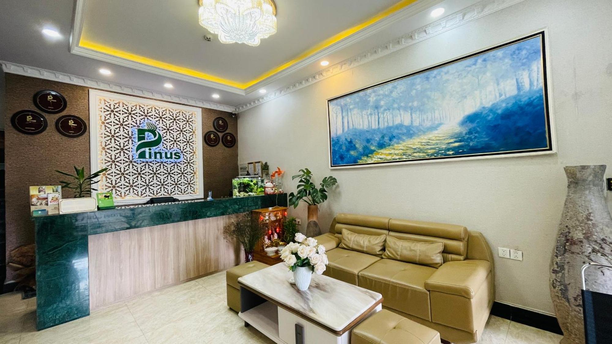 Pinus Hotel Dalat Eksteriør bilde