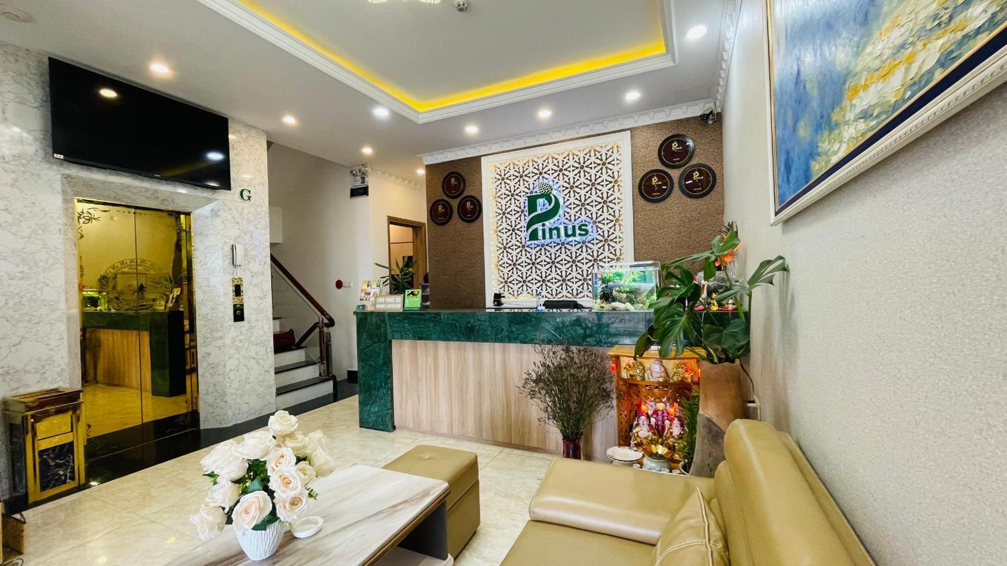 Pinus Hotel Dalat Eksteriør bilde