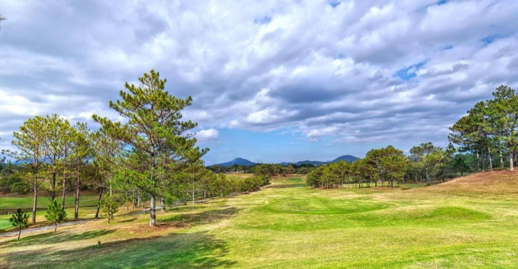 Pinus Hotel Dalat Eksteriør bilde