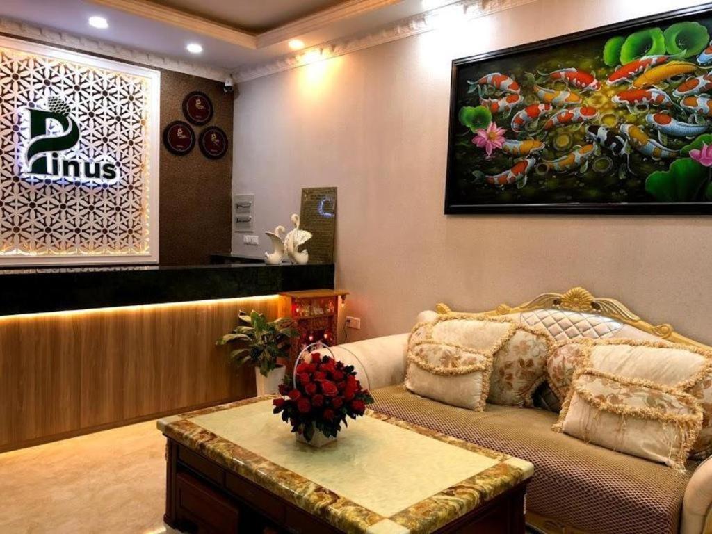 Pinus Hotel Dalat Eksteriør bilde
